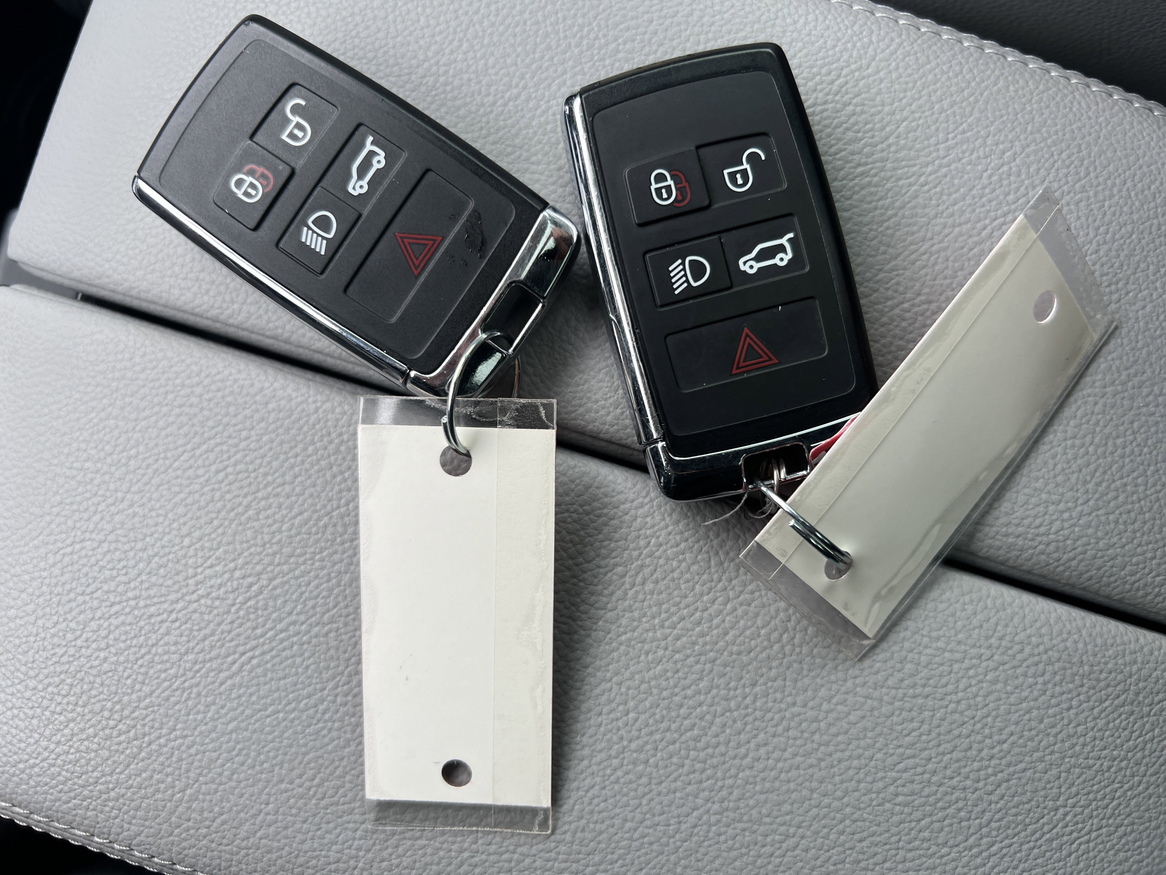 Used 2020 Land Rover Range Rover Evoque SE image 38