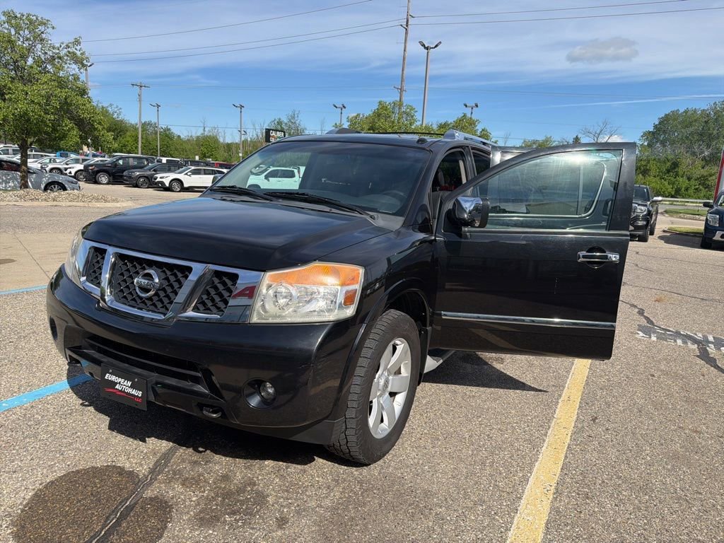 Used 2010 Nissan Armada Titanium w/ DVD Entertainment Pkg AWD/4WD image 5