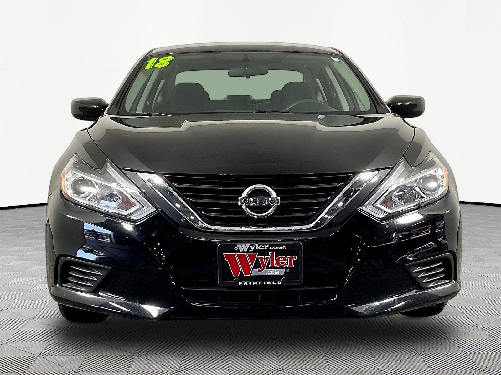 Used 2018 Nissan Altima 2.5 S w/ S Convenience Package FWD image 2