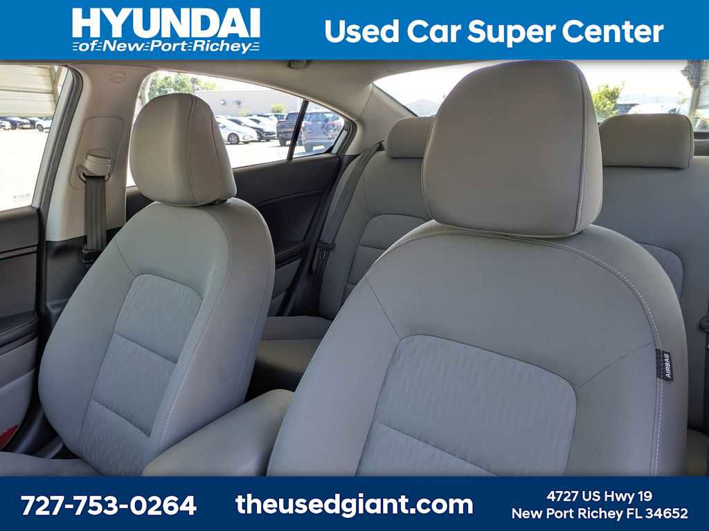 Used 2015 Kia Forte LX FWD image 7