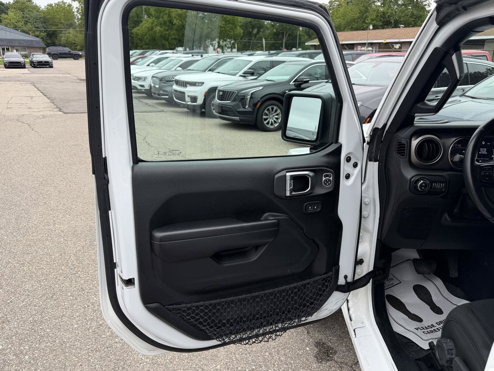 Used 2020 Jeep Gladiator Sport w/ Quick Order Package 24S AWD/4WD image 10