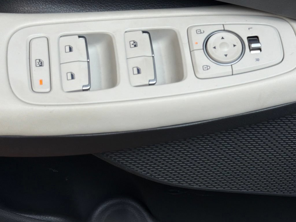 Certified 2025 Hyundai Sonata SE FWD image 21