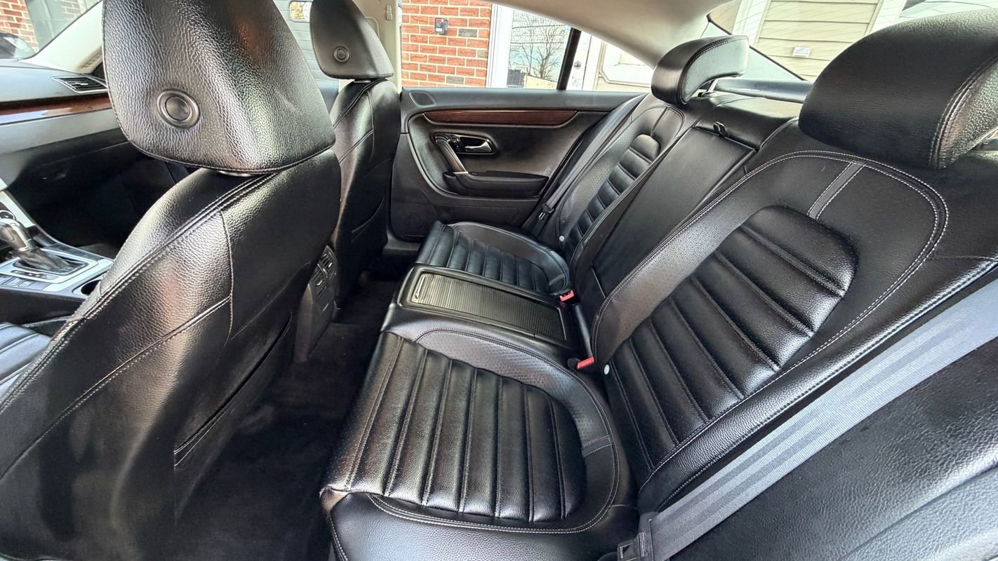 Used 2012 Volkswagen CC Lux Limited image 10