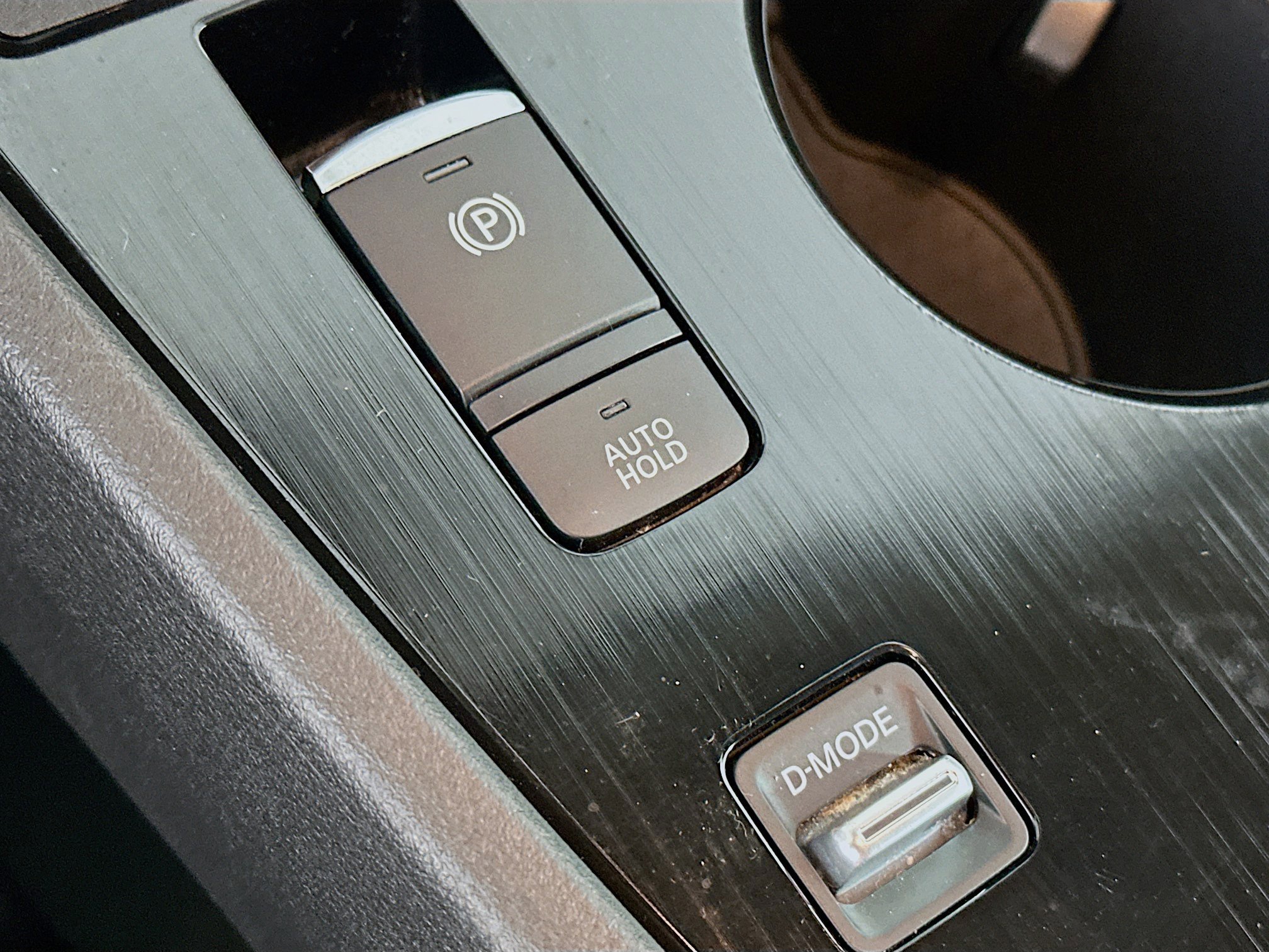 Used 2023 Nissan Rogue SV image 25