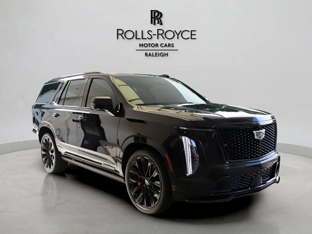 Used 2025 Cadillac Escalade V w/ LPO, ONYX Package AWD/4WD image 3