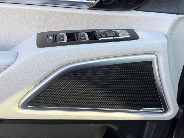 Used 2021 Kia Telluride SX w/ SX Prestige Package image 19