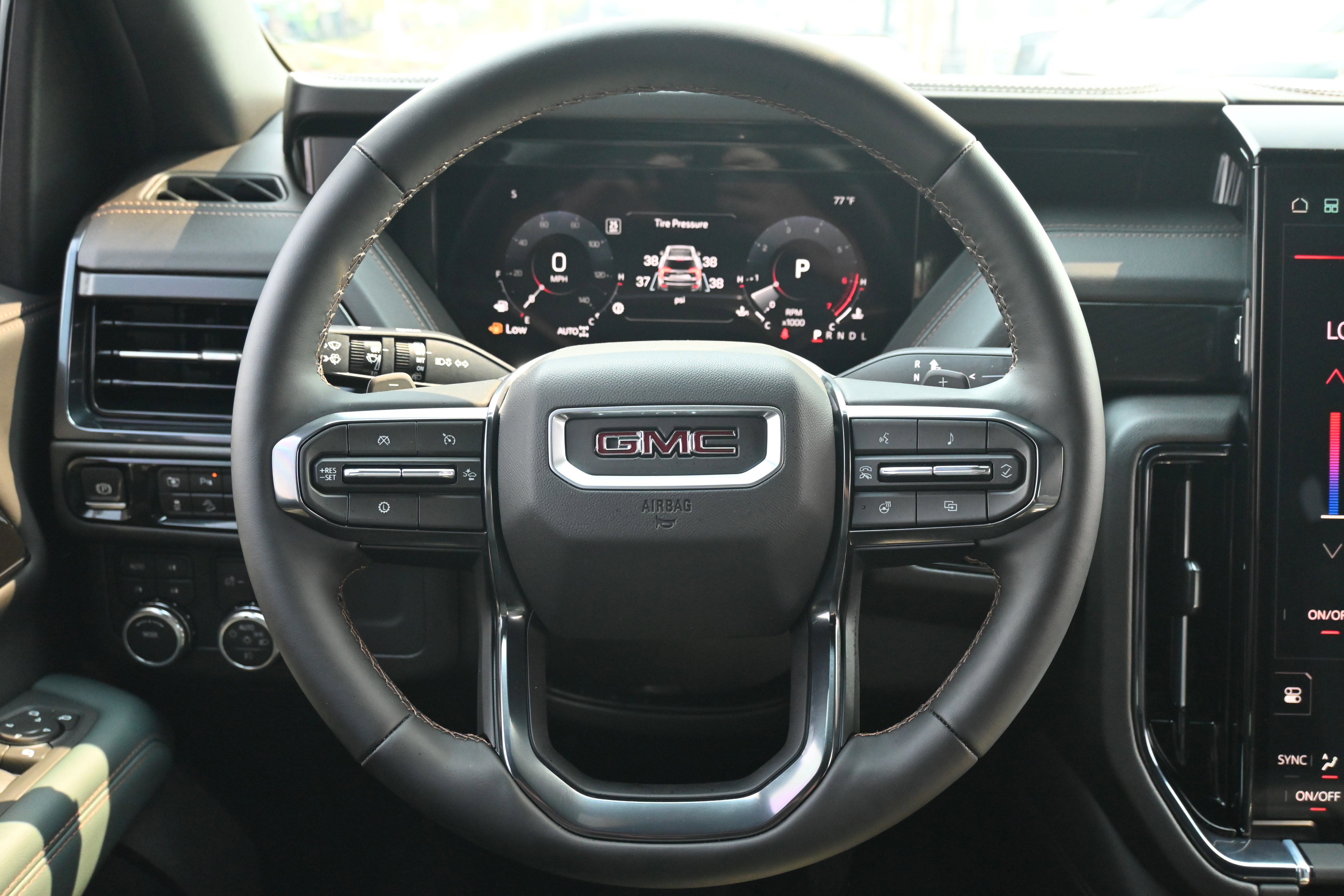 Used 2026 GMC Yukon XL AT4 image 20