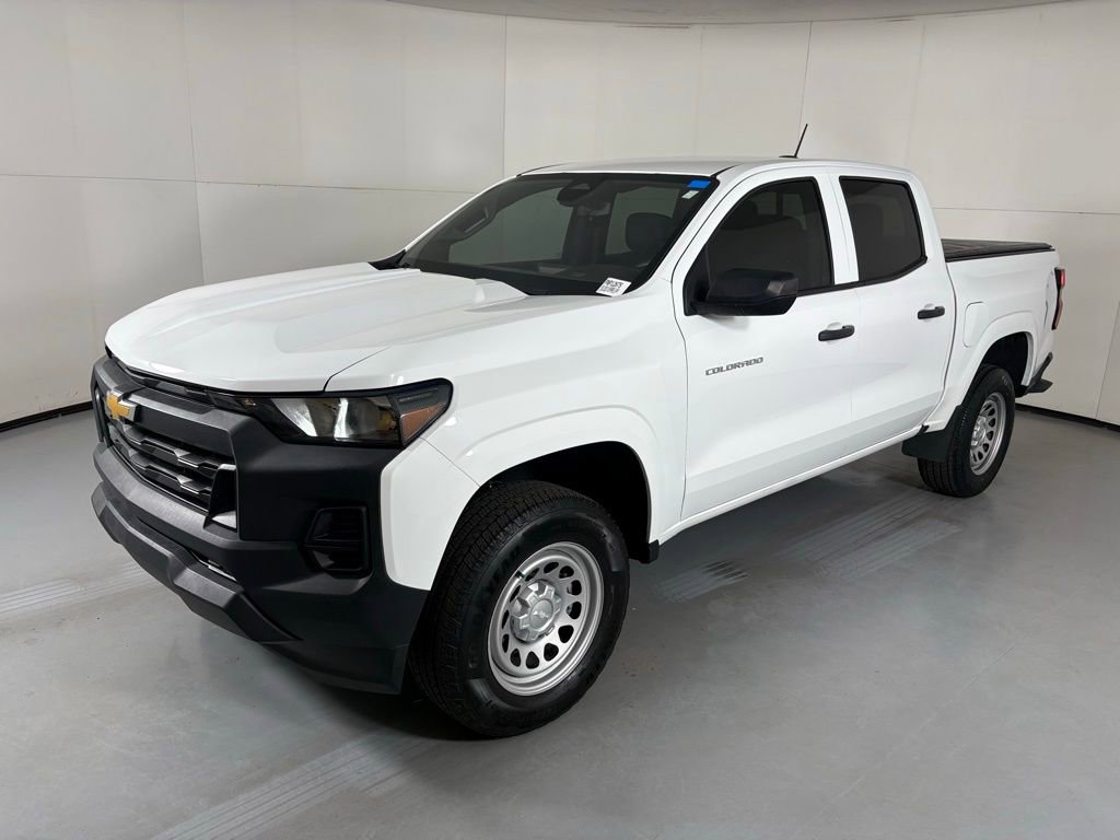 Used 2024 Chevrolet Colorado W/T w/ WT Convenience Package image 5