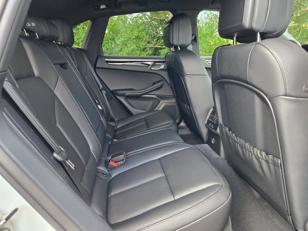New 2026 Porsche Macan image 35