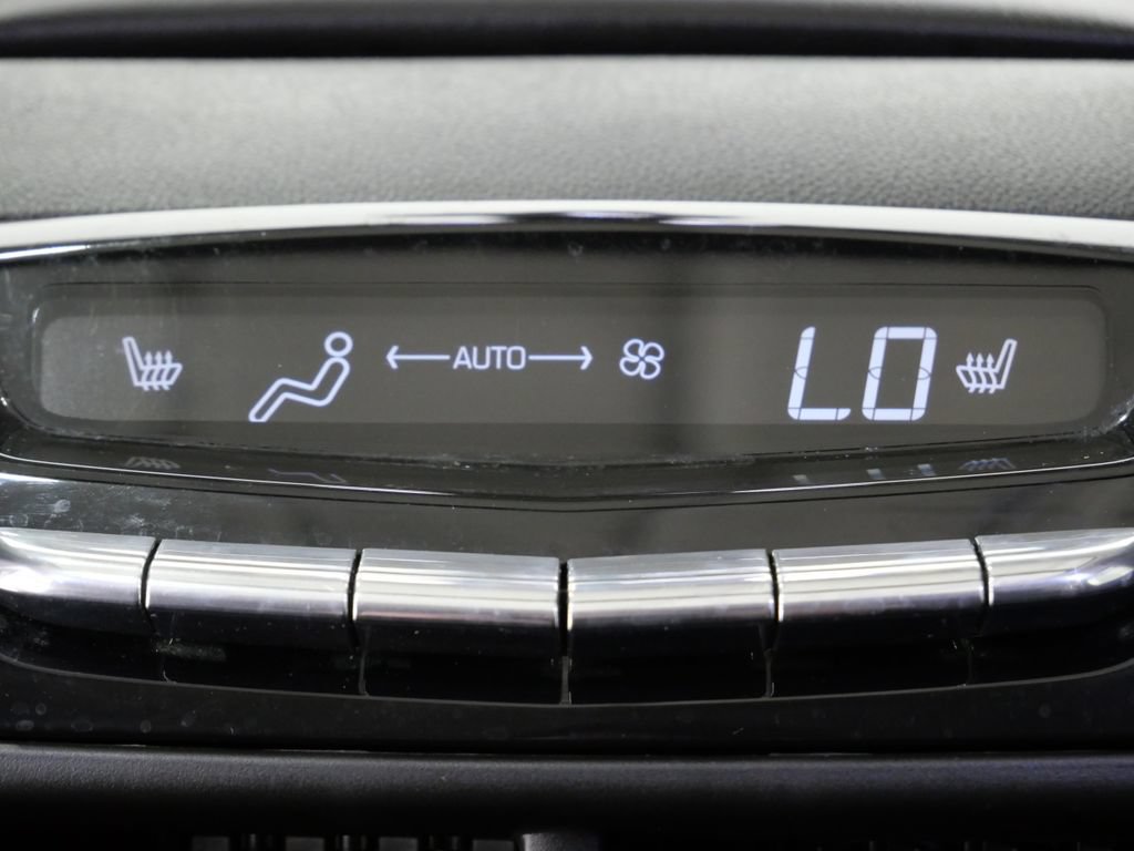 Used 2019 Cadillac XT5 Premium Luxury FWD image 26