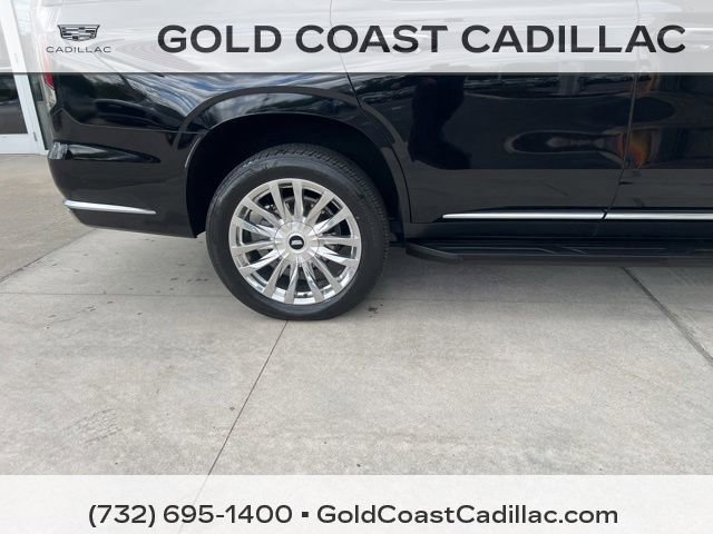 Certified 2024 Cadillac Escalade Premium Luxury w/ LPO, Floor Liner Package AWD/4WD image 8