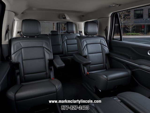 New 2027 Lincoln Navigator Premiere AWD/4WD image 11
