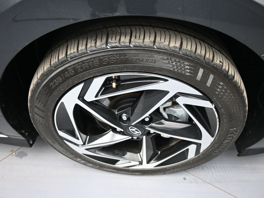 Certified 2025 Hyundai Sonata SEL FWD image 13