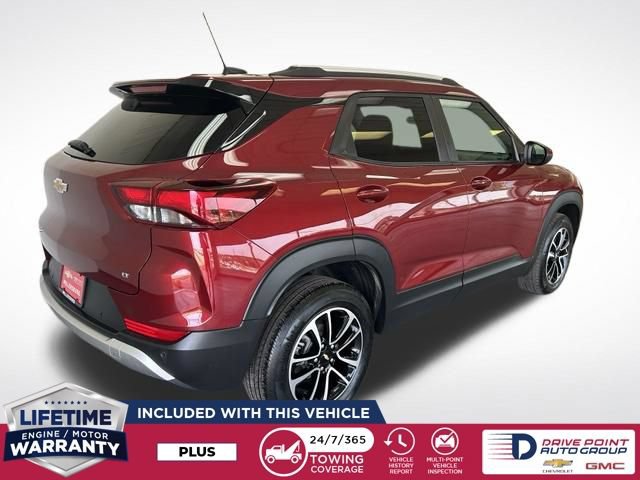 Used 2024 Chevrolet TrailBlazer LT w/ LT Cold Weather Package AWD/4WD image 3