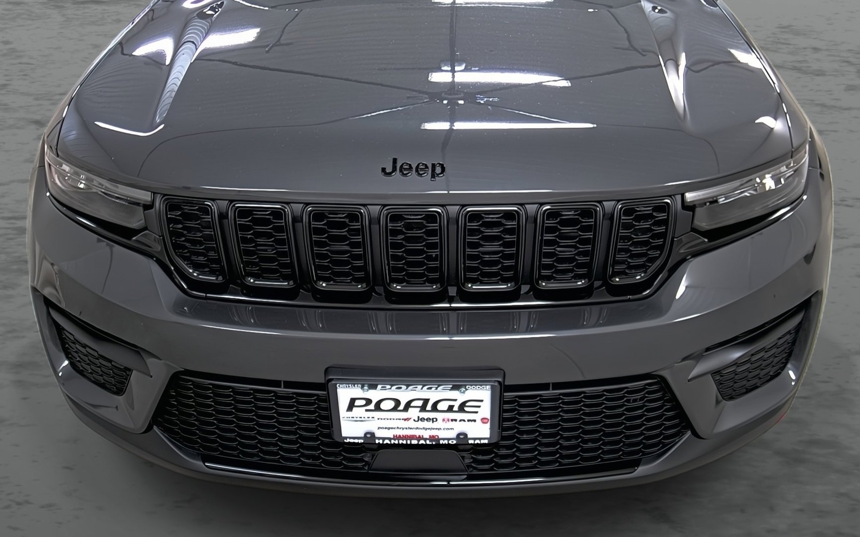 New 2025 Jeep Grand Cherokee 4WD image 16