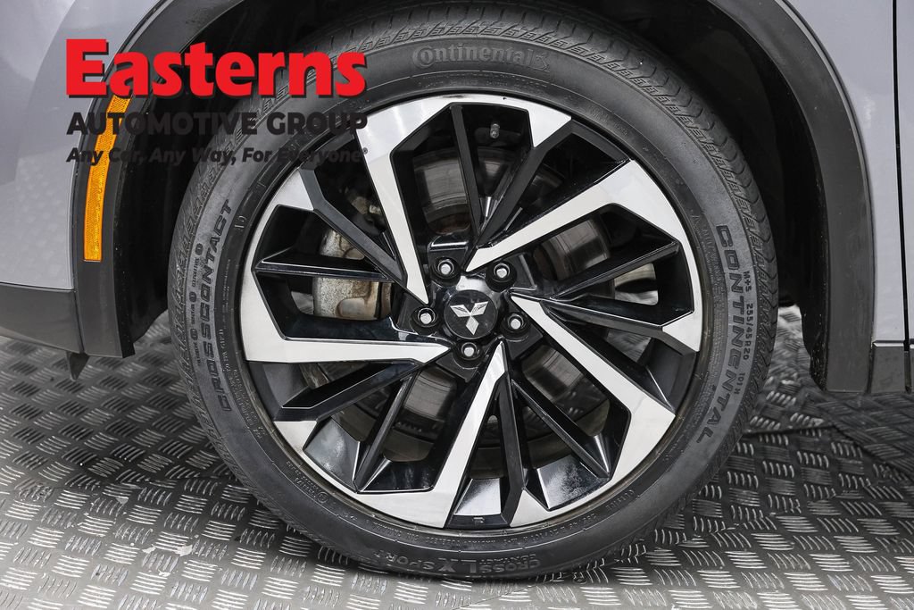 Used 2023 Mitsubishi Outlander SE AWD/4WD image 97