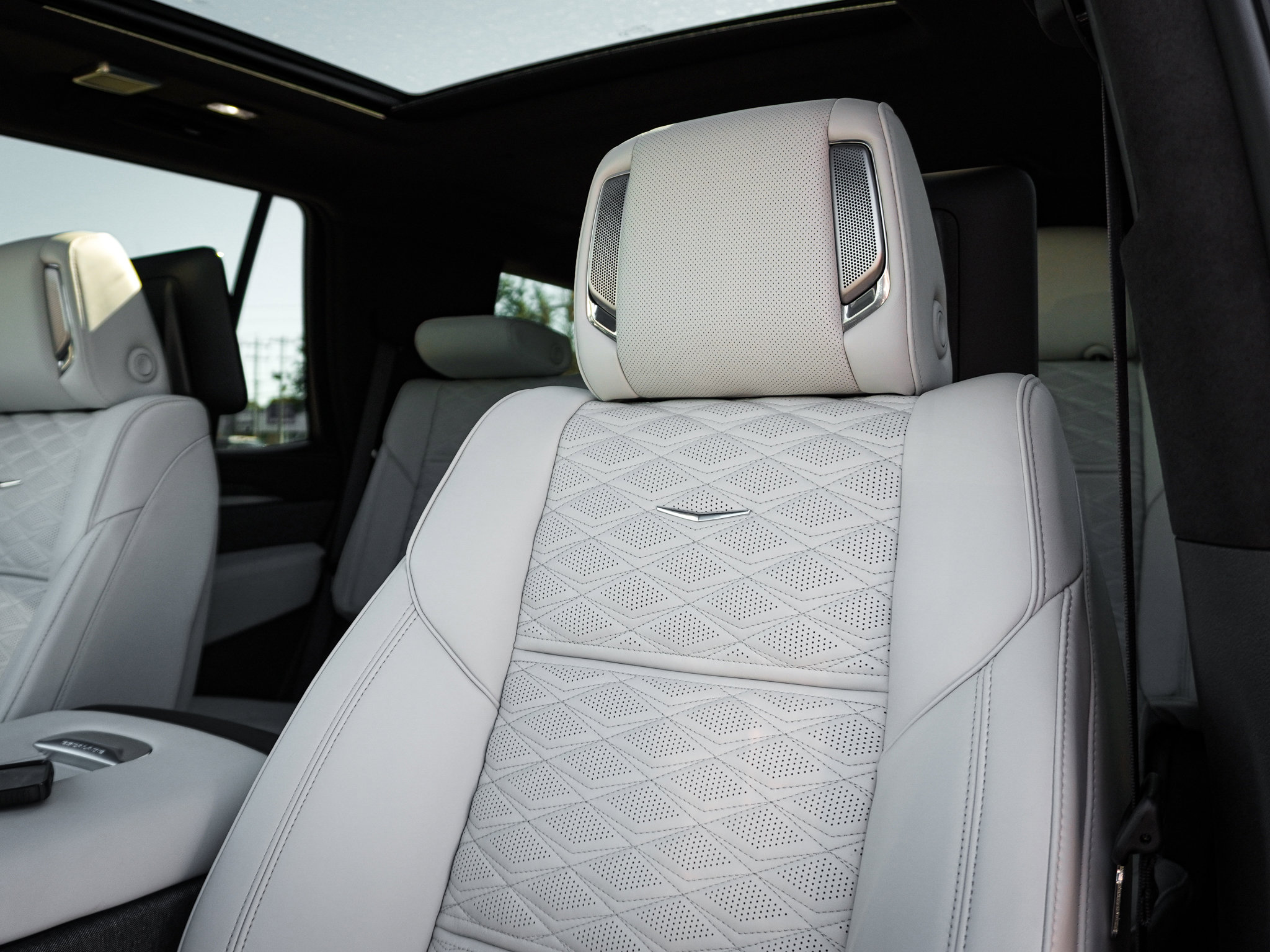 Used 2026 Cadillac Escalade V image 31