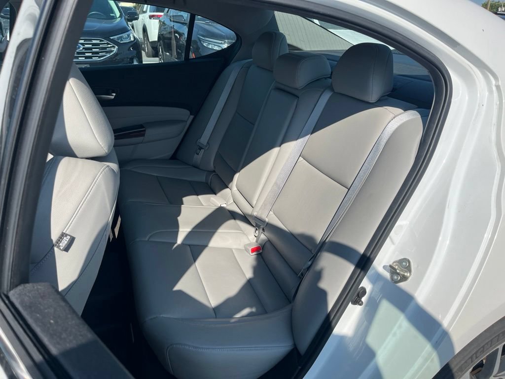 Used 2015 Acura TLX FWD image 21