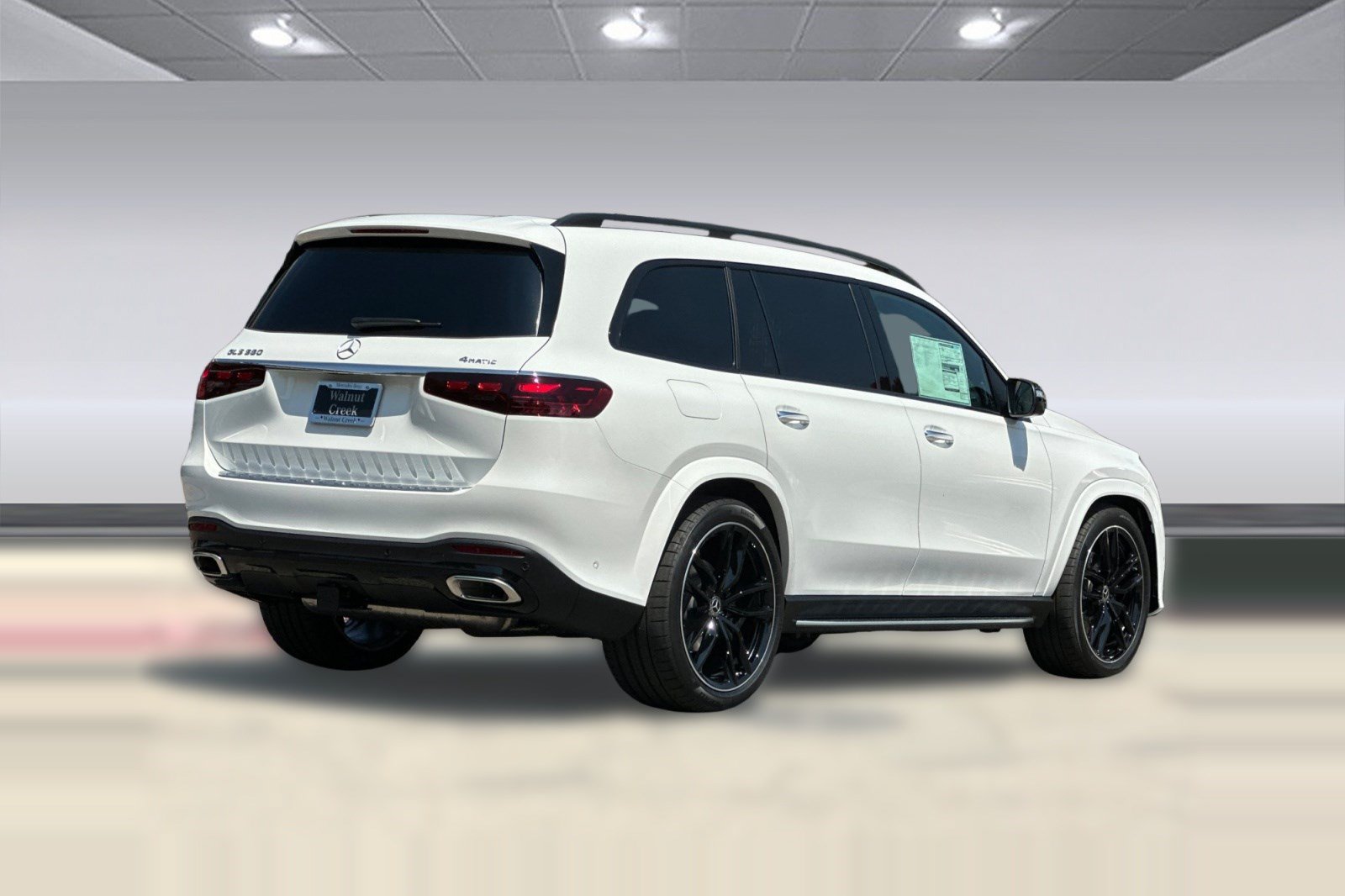 New 2026 Mercedes-Benz GLS 580 4MATIC image 9