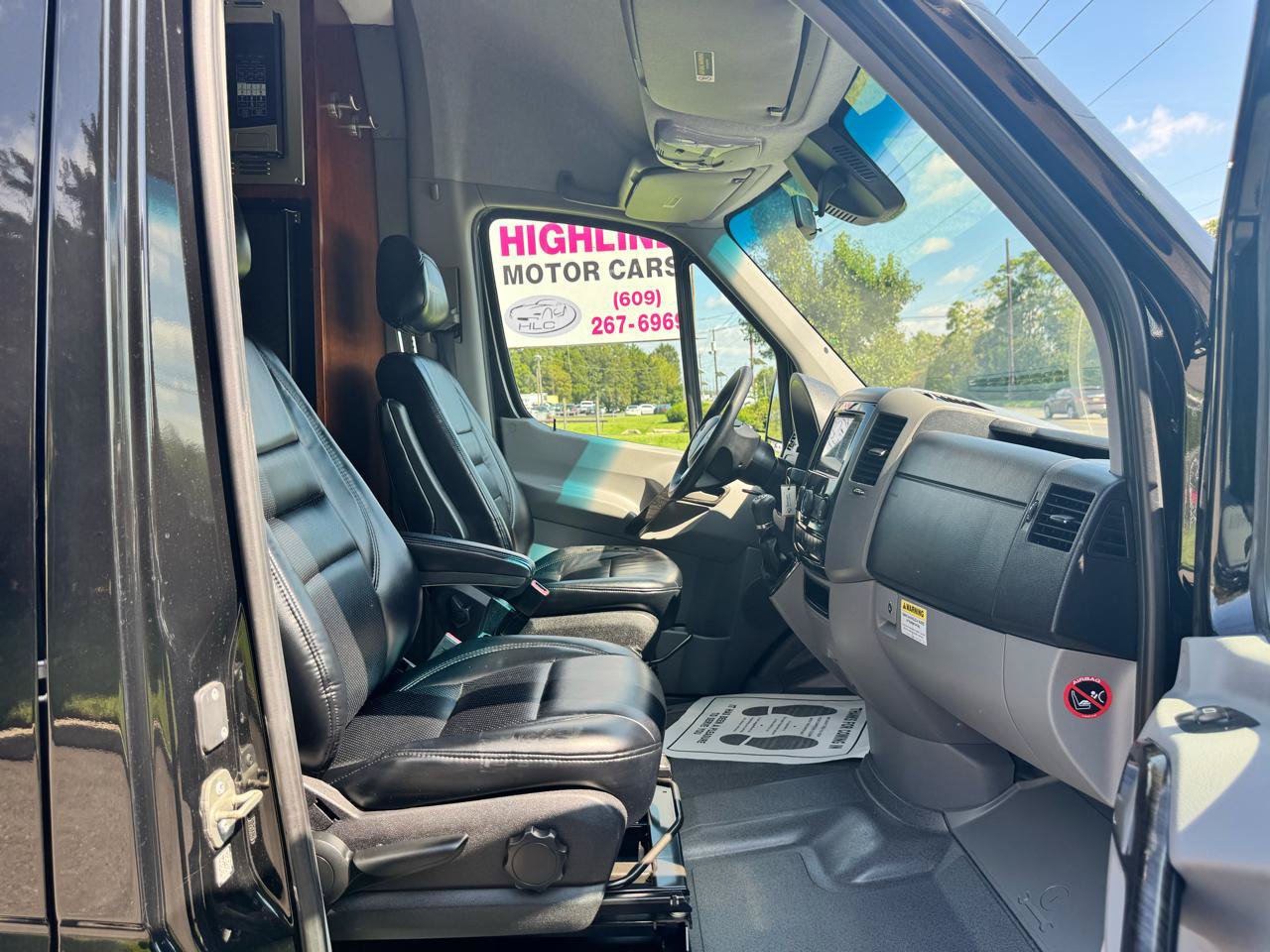 Used 2017 Mercedes-Benz Sprinter 3500 image 15