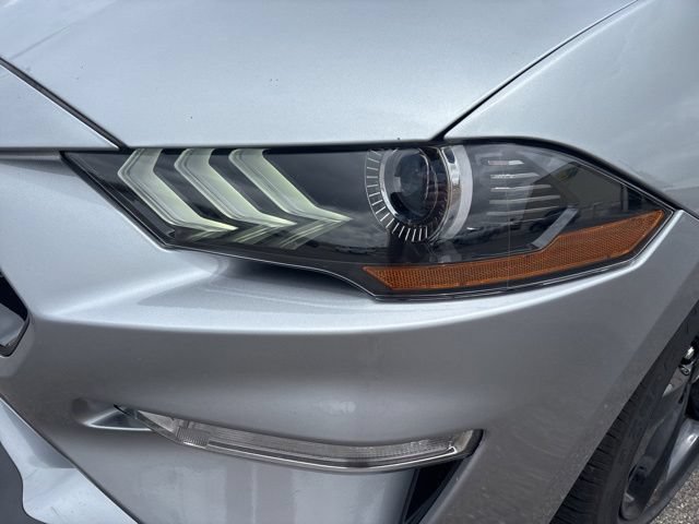 Used 2022 Ford Mustang GT Premium w/ Equipment Group 401A RWD image 9