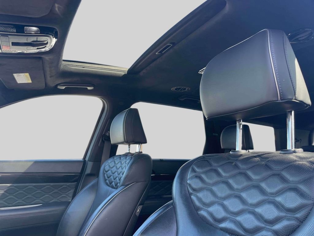 Used 2022 Hyundai Palisade Calligraphy image 21