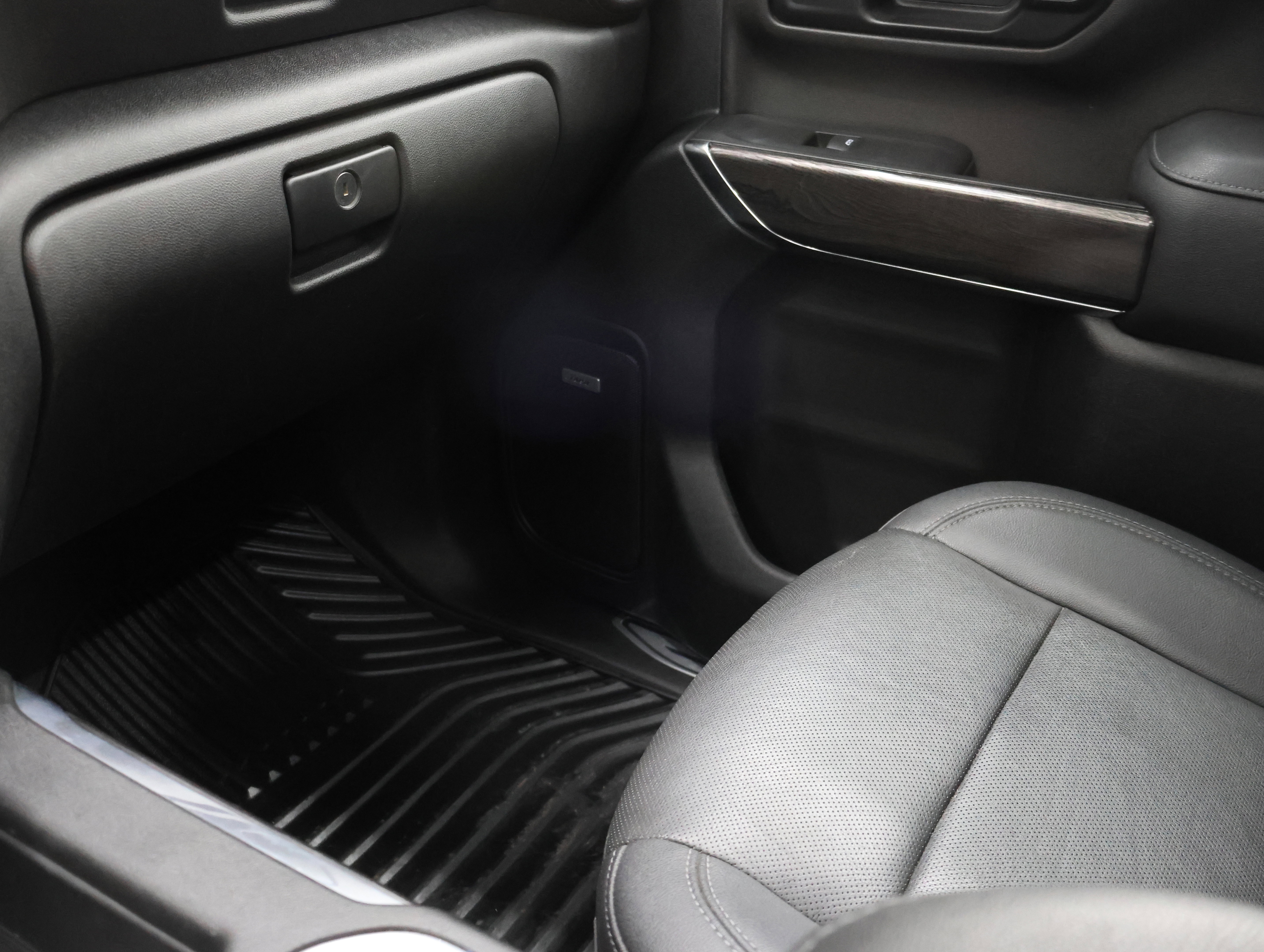 Used 2023 Chevrolet Silverado 3500 LTZ w/ LTZ Plus Package image 14