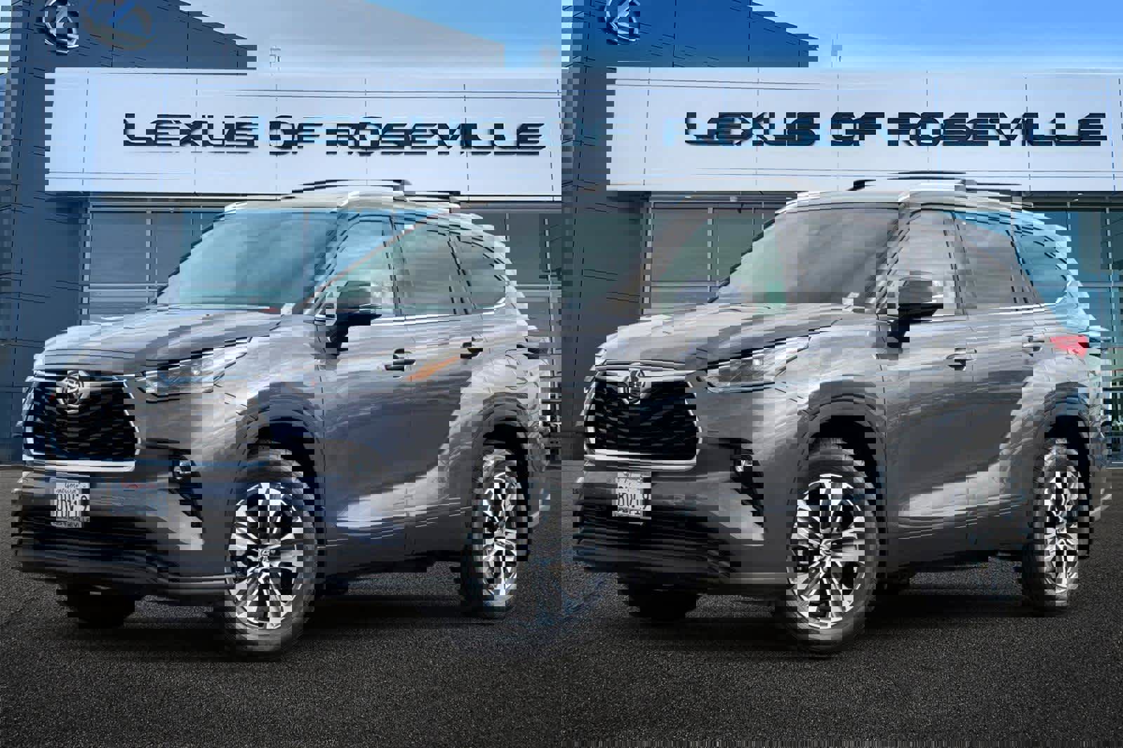 Used 2021 Toyota Highlander XLE