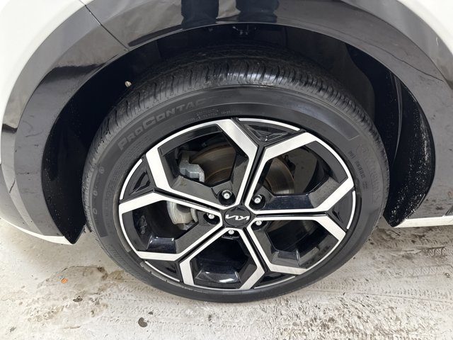 Certified 2023 Kia Niro EX Touring image 32