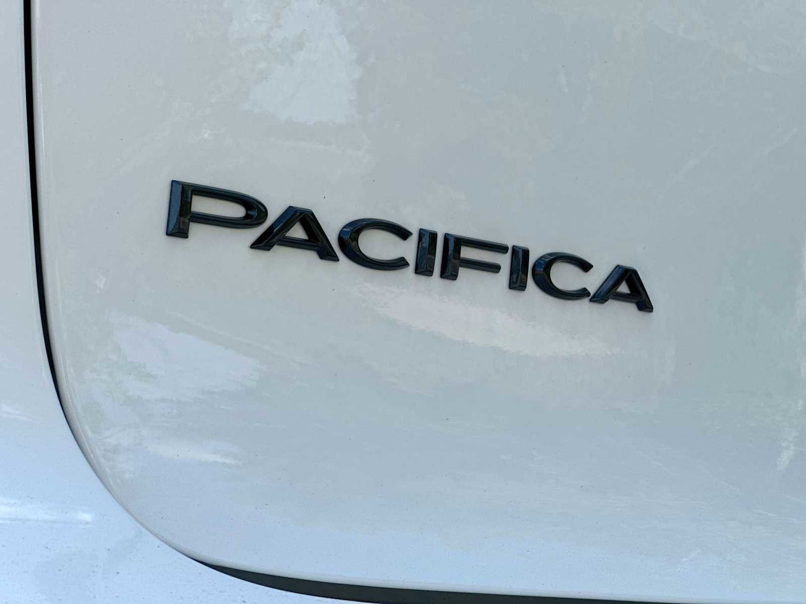 New 2026 Chrysler Pacifica Select FWD image 15