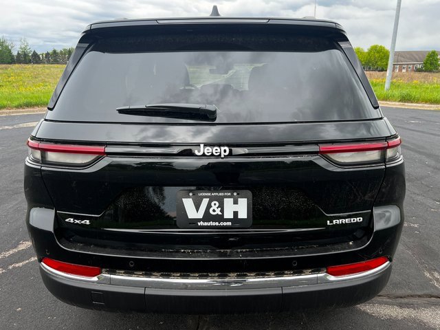 New 2025 Jeep Grand Cherokee Laredo X w/ Luxury Tech Group I image 4