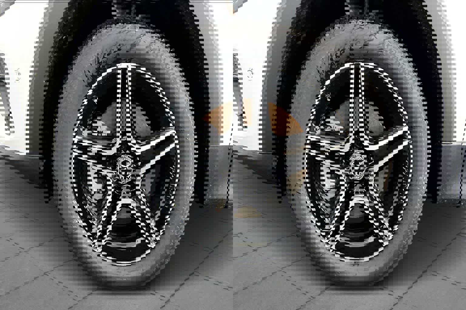 New 2026 Mercedes-Benz GLB 250 4MATIC image 16