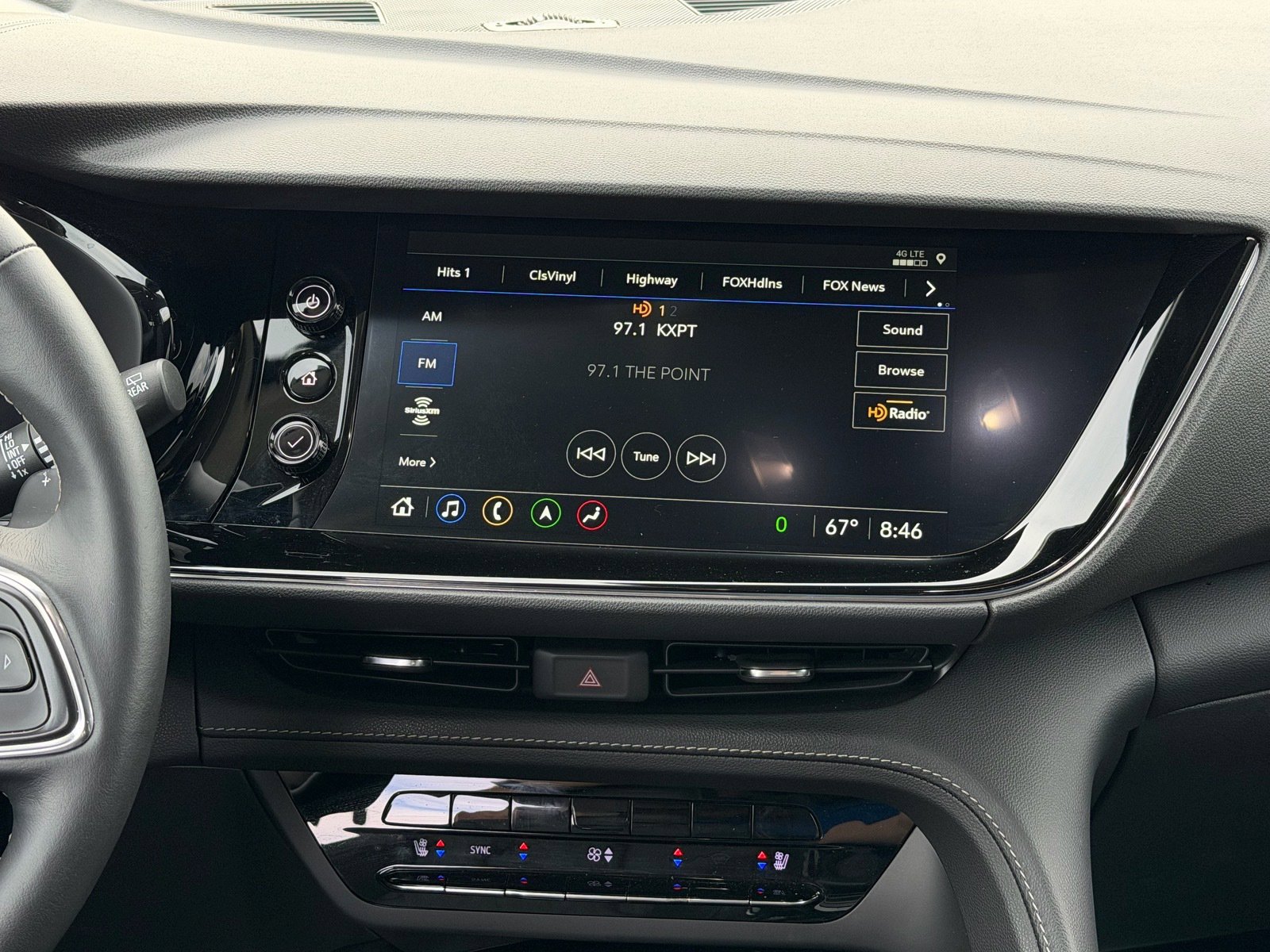 Used 2023 Buick Envision Avenir FWD image 10