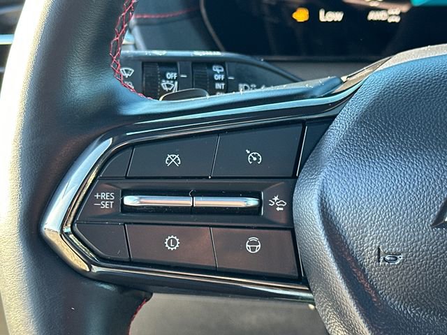 Used 2025 Chevrolet Traverse RS w/ LPO, Floor Liner Package image 33