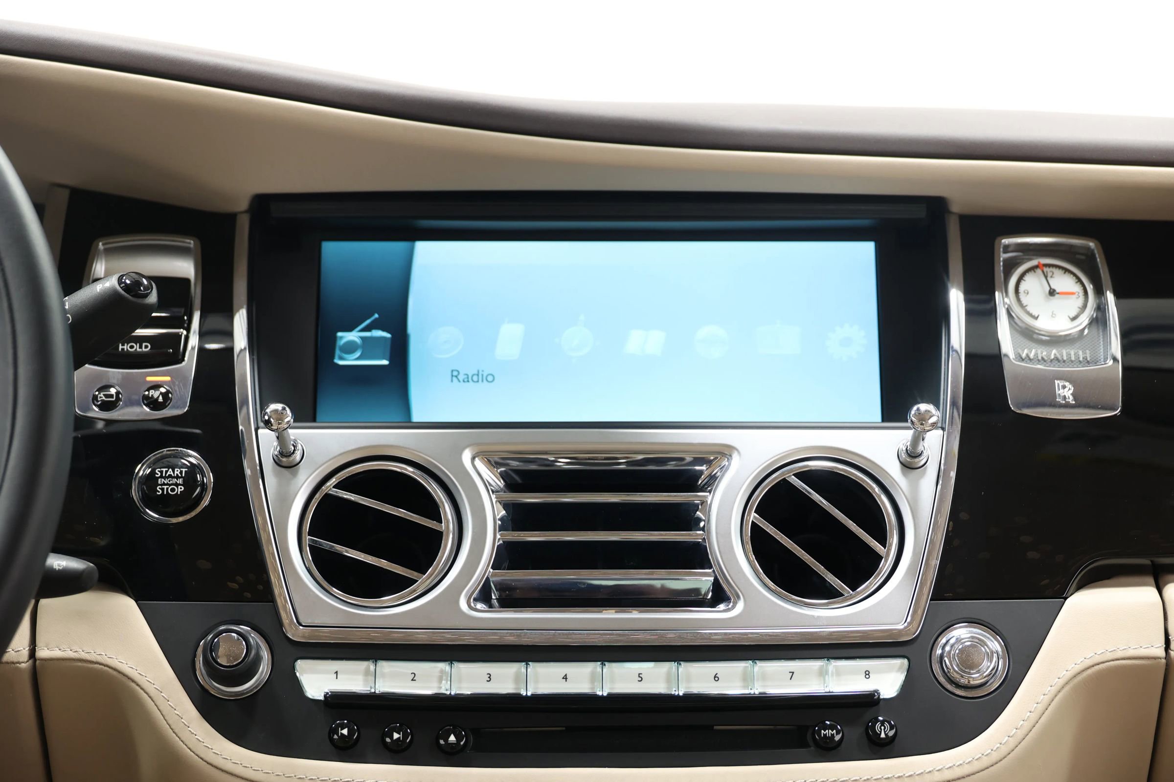 Used 2014 Rolls-Royce Wraith image 43