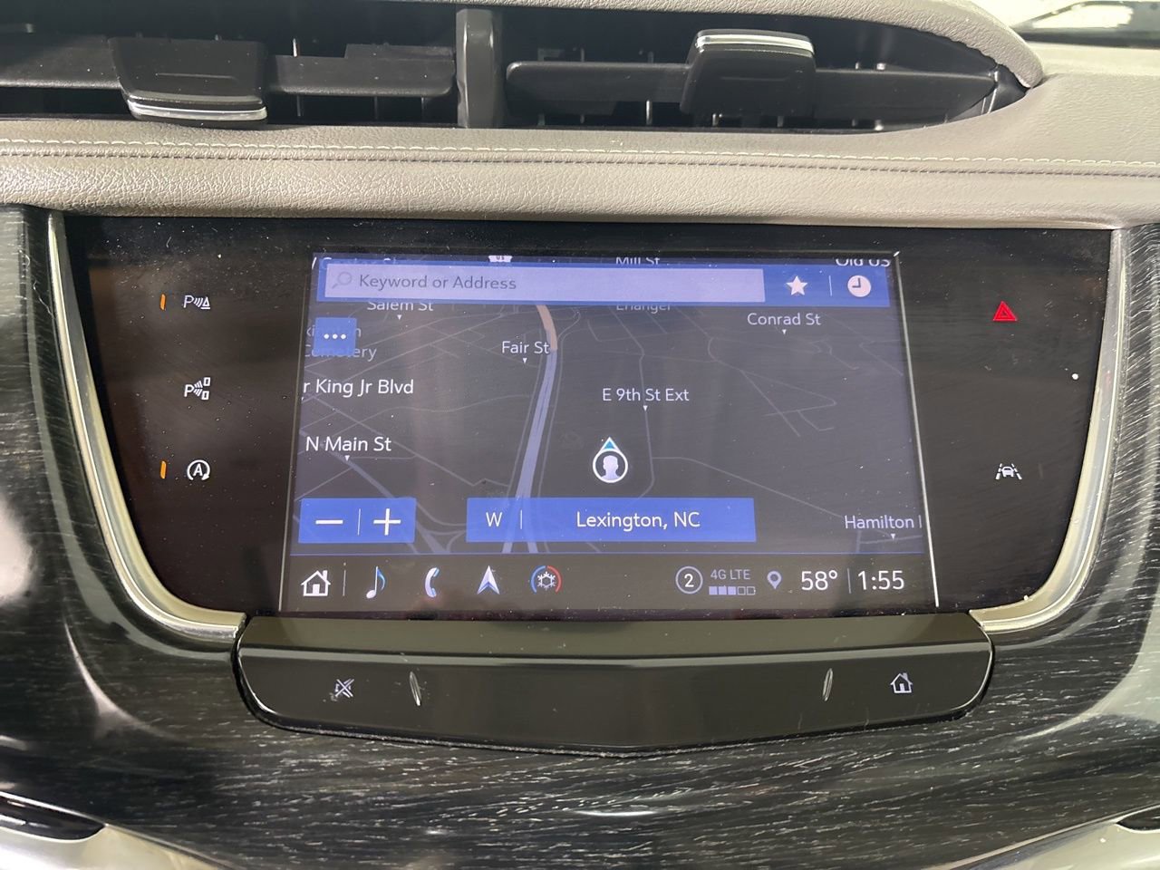 Used 2023 Cadillac XT6 Premium Luxury w/ Technology Package image 20