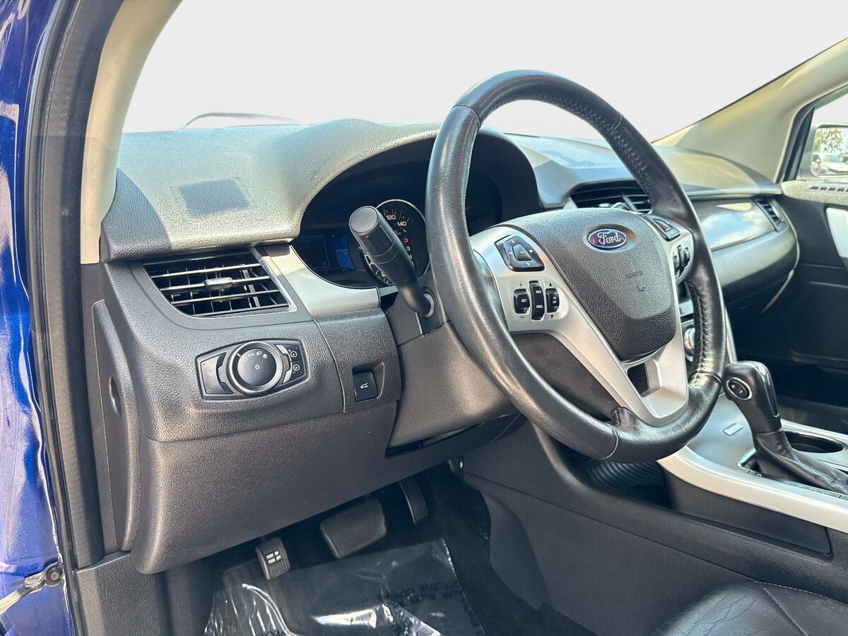 Used 2013 Ford Edge SEL FWD image 18