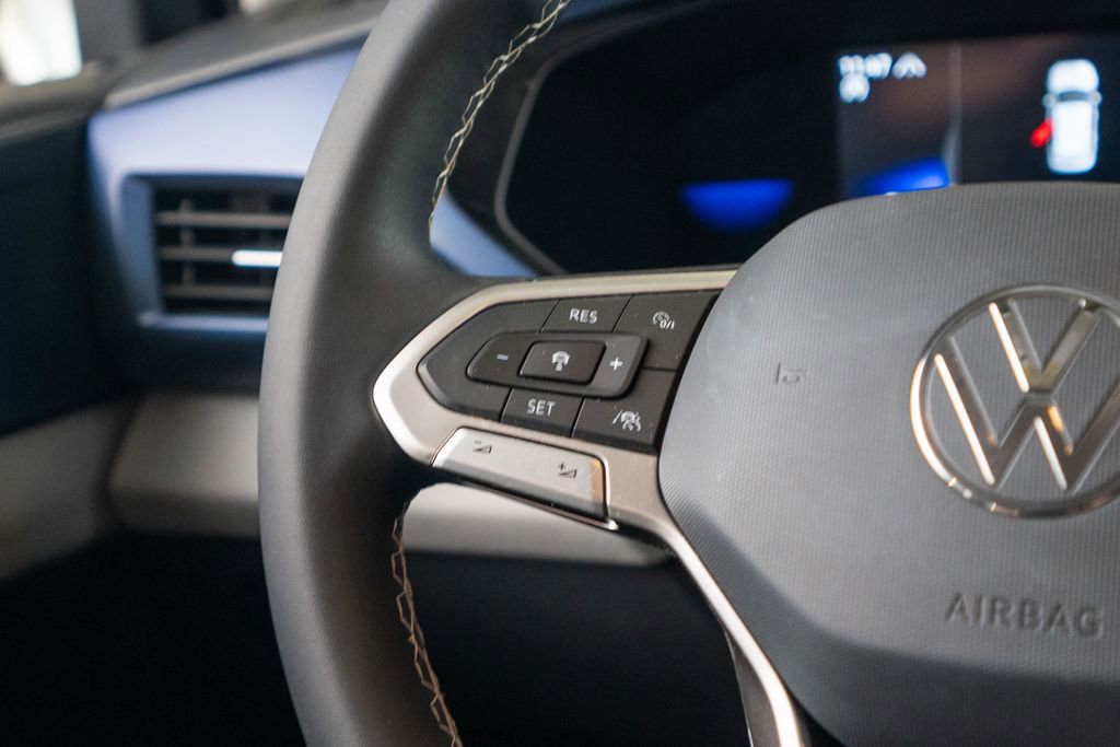 Used 2022 Volkswagen Taos SE image 24