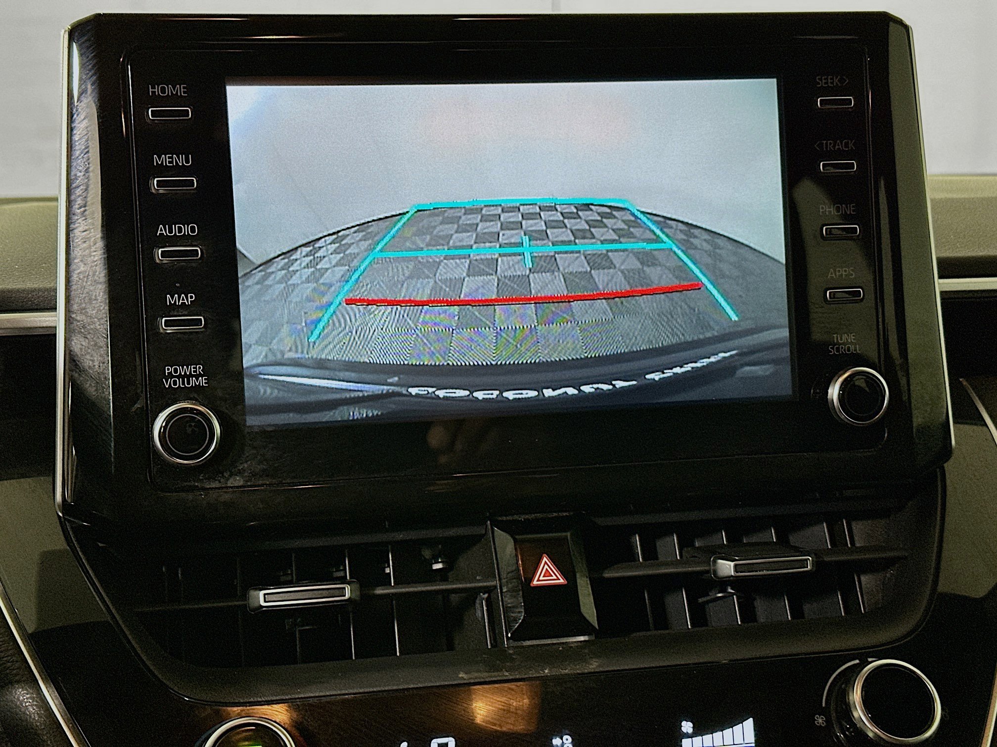 Used 2020 Toyota Corolla SE FWD image 24