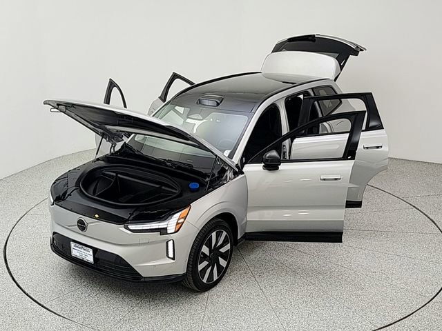 New 2025 Volvo EX90 Plus w/ Protection Package Premier image 38
