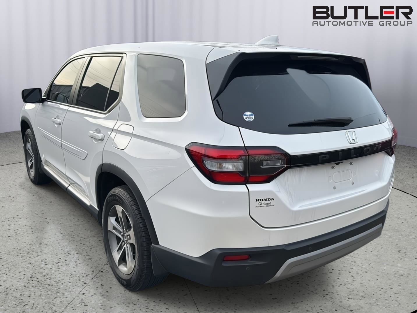 Used 2023 Honda Pilot EX-L image 7