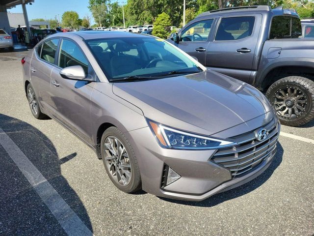 Used 2020 Hyundai Elantra Limited w/ Ultimate Package 03 FWD image 2