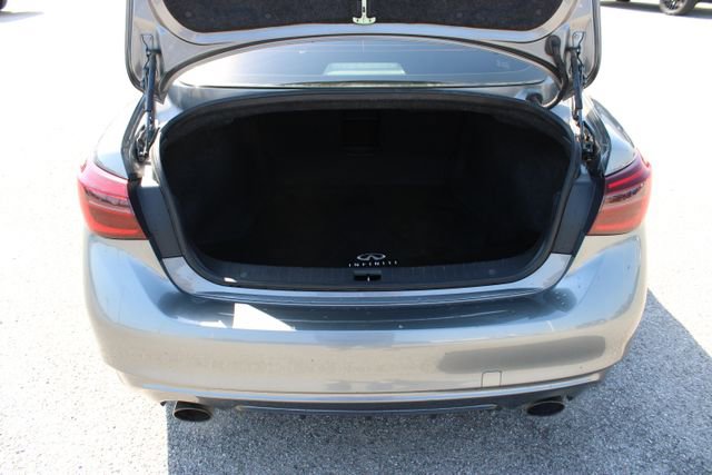 Used 2018 INFINITI Q50 Luxe w/ Cargo Package (L95) image 7