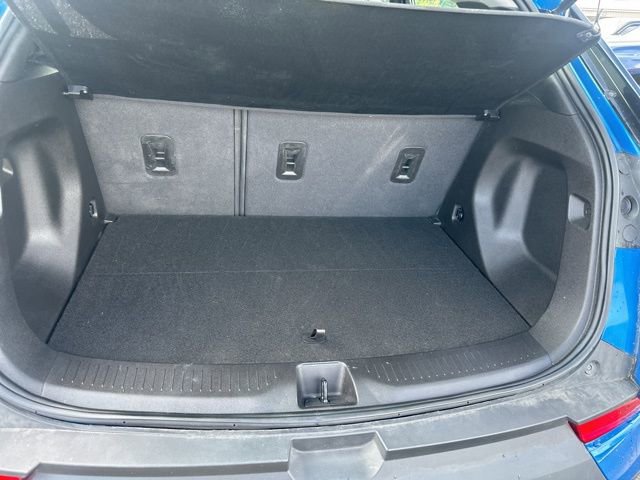 Used 2022 Chevrolet Bolt EUV LT w/ Comfort Package image 25