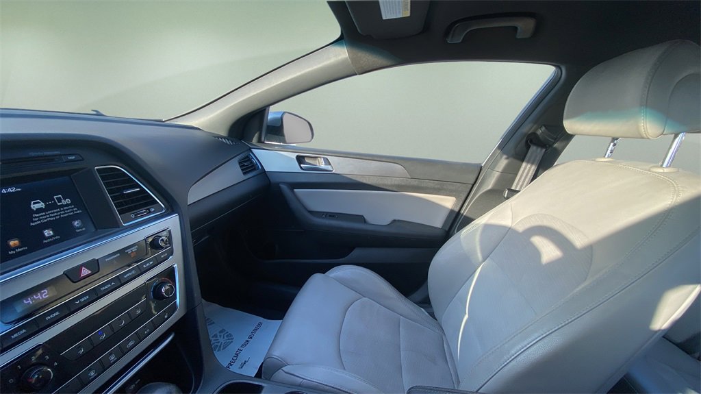 Used 2017 Hyundai Sonata Sport 2.0T image 11