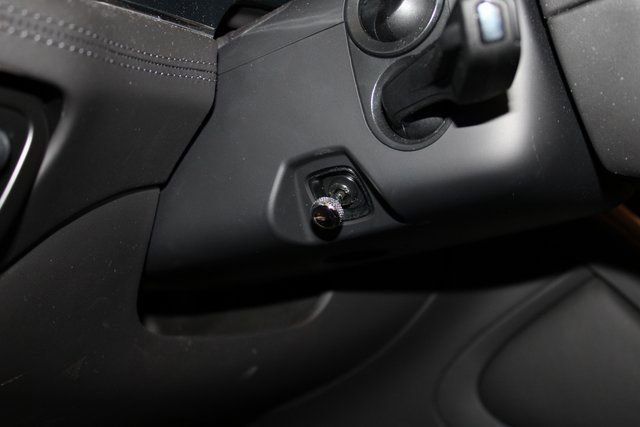 Used 2023 Bentley Bentayga Extended Wheelbase image 53