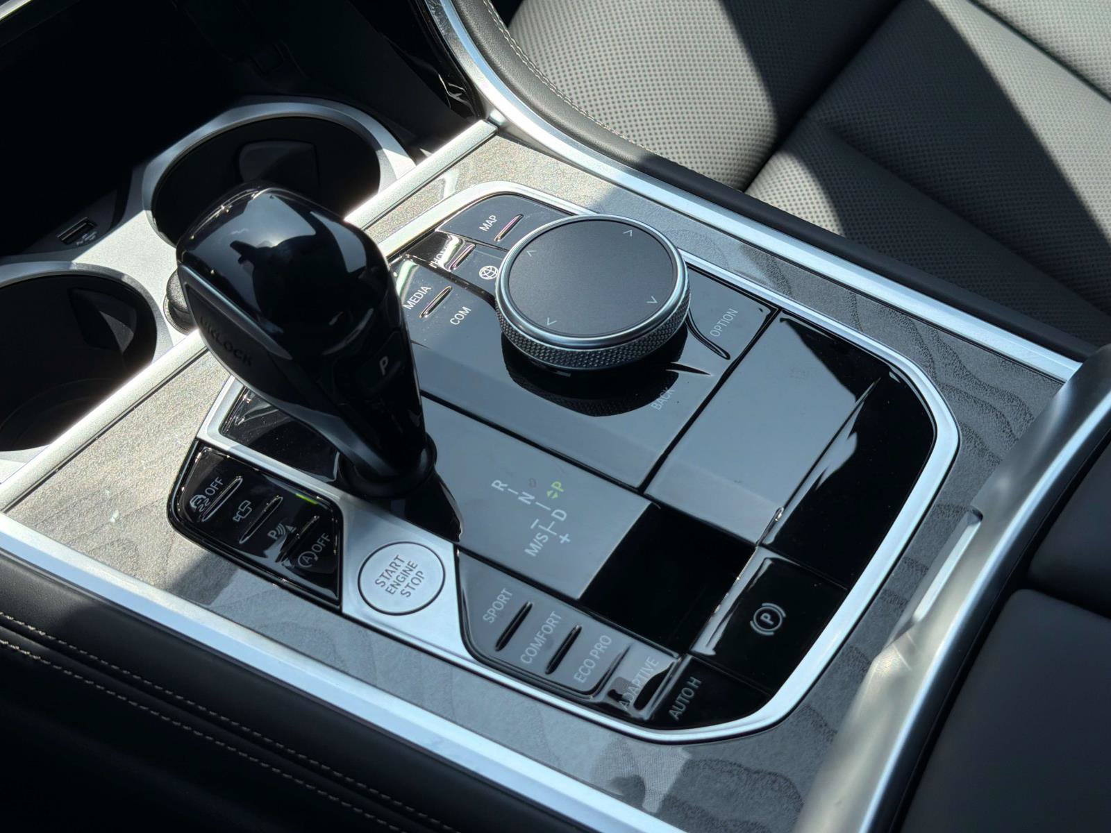 New 2026 BMW 840i w/ Driving Assistance Package RWD image 23