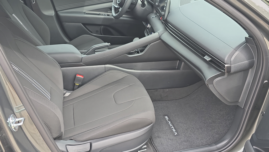 New 2026 Hyundai Elantra Sport w/ Cargo Package FWD image 13