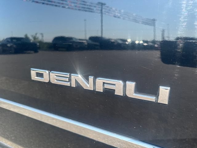 Used 2020 GMC Yukon Denali w/ Denali Premium Package AWD/4WD image 4