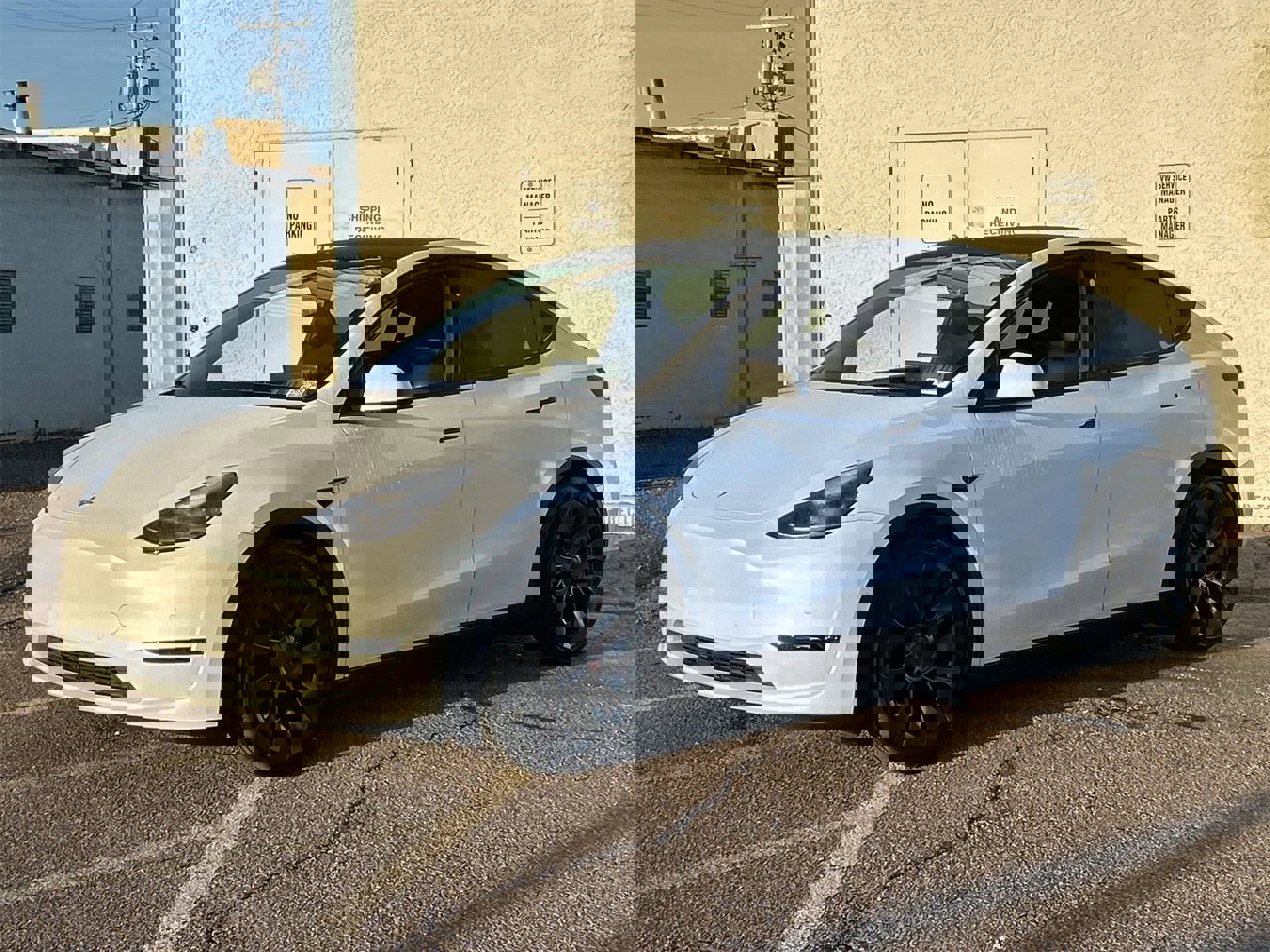 Used 2022 Tesla Model Y Performance image 3